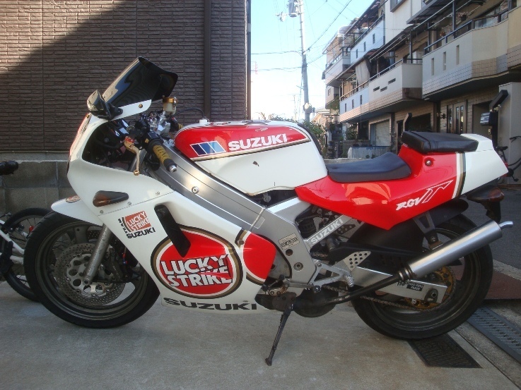 実働 スズキ RGV250ｶﾞﾝﾏ ラッキーストライク 中古 - スズキ